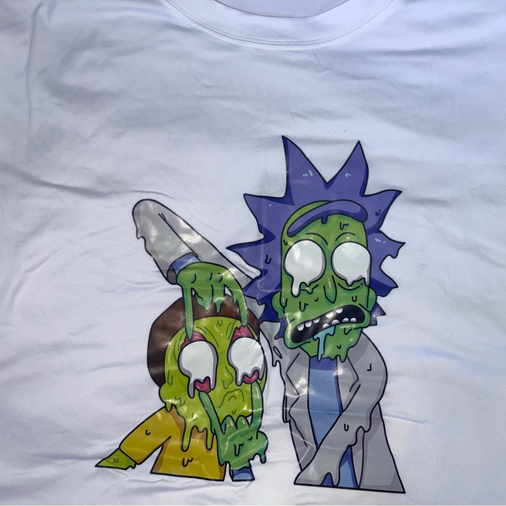 Tee shirt